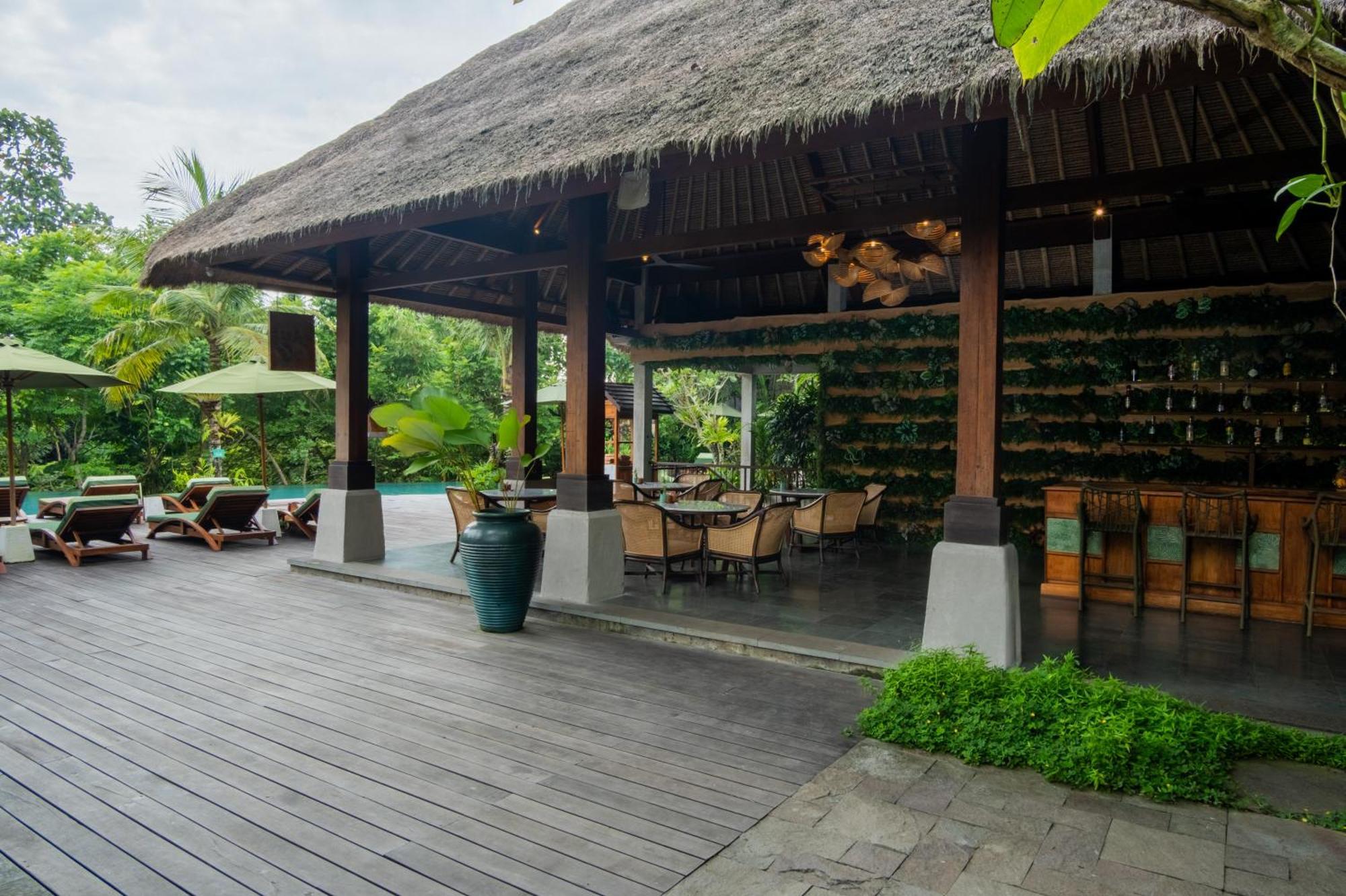 Hotel Adiwana Suweta Ubud Exterior foto